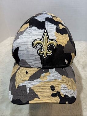 New Era New Orleans Saints 2022 NFL Training Camp 39Thirty Flex Hat in Camo